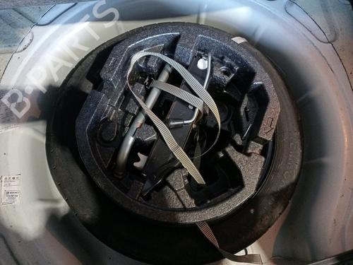 Used Jack Kit Jack Kit SEAT LEON (1P1) [2005-2013] 33957261 33957261