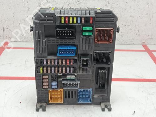 Used Fuse box PEUGEOT EXPERT Van (V_) [2016-2025]  29639380