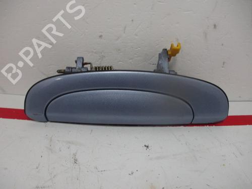 Used Rear left exterior door handle HYUNDAI GETZ (TB) 1.3 i (82 hp) 15929262