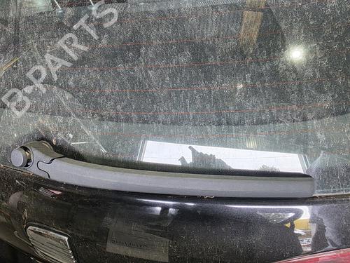 Used Rear windshield wiper arm Rear windshield wiper arm 37429764 37429764