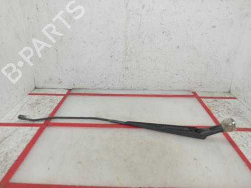 Used Front windshield wiper arm DAEWOO MATIZ (M100, M150) 0.8 (52 hp) 22801856