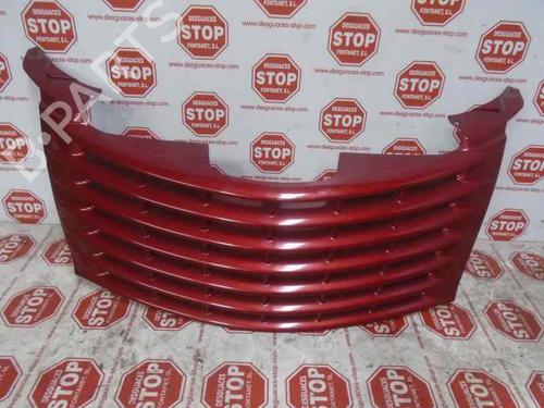 Used Grille CHRYSLER PT CRUISER (PT_) 2.0 (141 hp) 7361151