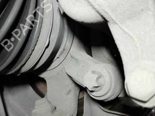 Used Left front steering knuckle Left front steering knuckle MERCEDES-BENZ A-CLASS (W176) A 180 CDI / d (176.012) (109 hp) 33214835 33214835