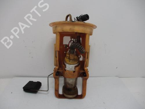 Używane Pompa paliwa BMW 3 (E46) 320 d (136 hp) 15925861