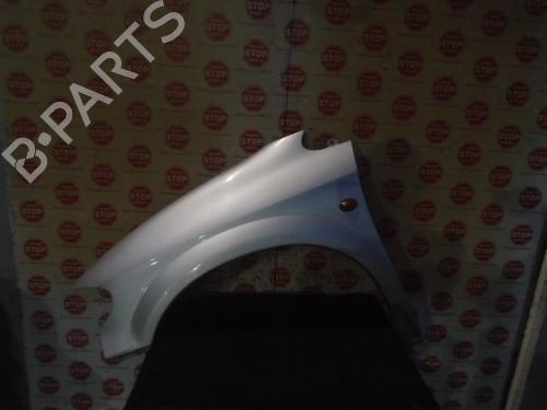 Used Left front fenders CHRYSLER VOYAGER IV (RG, RS) 3.3 (174 hp) 8815825