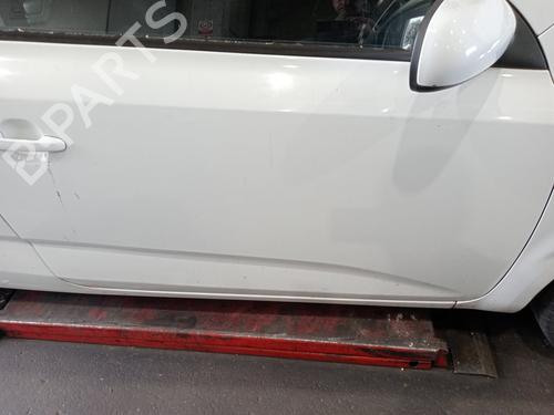 right-front-door-kia-ceed-sw-ed-2007-2008-2009-2010-2011-2012-36387274 main image