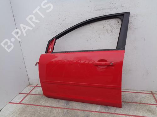 Used Left front door FORD FOCUS I Turnier (DNW) [1999-2007]  16411099