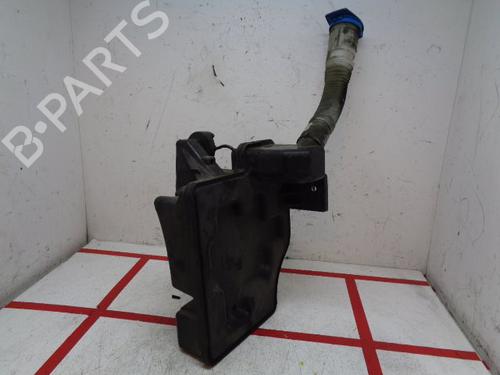 Used Windscreen washer tank SKODA RAPID (NH3, NK3, NK6) 1.6 TDI (105 hp) 16158179