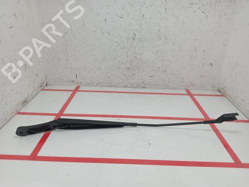 Used Front windshield wiper arm SEAT IBIZA IV SC (6J1, 6P5) 1.2 TSI (90 hp) 28492136