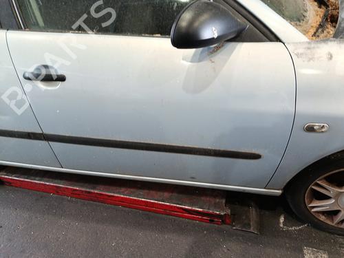 Used Right front door Right front door 37518249 37518249