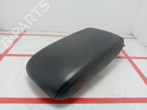 Used Armrest / Center console Armrest / Center console TOYOTA RAV 4 IV (_A4_) 2.5 Hybrid (AVA42_) (197 hp) 34040238 34040238
