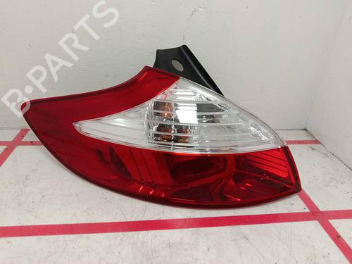 left-taillight-renault-megane-iii-hatchback-bz01_-b3_-2008-38734408 main image