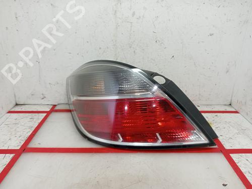 Used Left taillight OPEL ASTRA H (A04) [2004-2014]  22348243