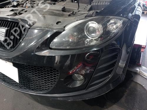 Left headlight SEAT LEON (1P1) | BP31946768C28