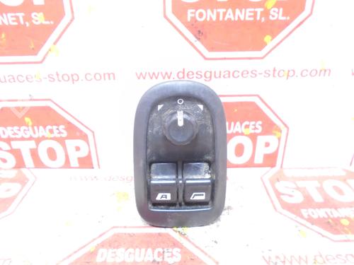 Used Left front window switch PEUGEOT 206 Hatchback (2A/C) 1.6 16V (109 hp) 8369417