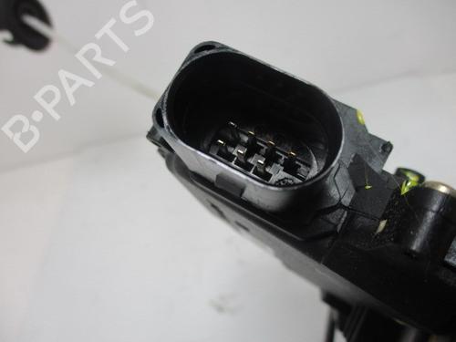 Front right lock AUDI A4 B6 (8E2) 2.0 FSI | BP15926369C97 