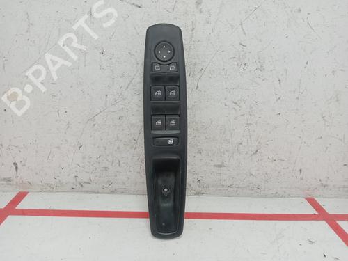 Used Left front window switch RENAULT MEGANE III Hatchback (BZ0/1_, B3_) [2008-2025]  27725449