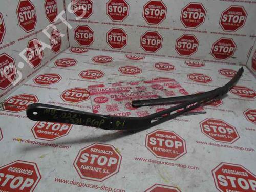Used Front windshield wiper arm MERCEDES-BENZ C-CLASS (W203) C 220 CDI (203.008) (150 hp) 7399111