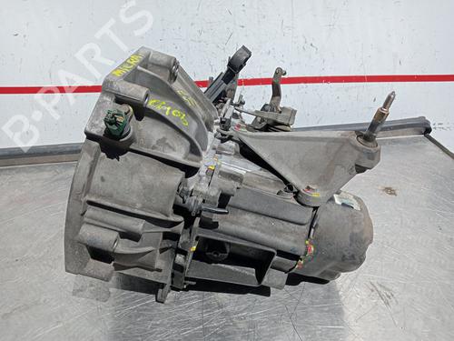 Used Gearbox NISSAN MICRA III (K12) 1.2 16V (80 hp) 17773045