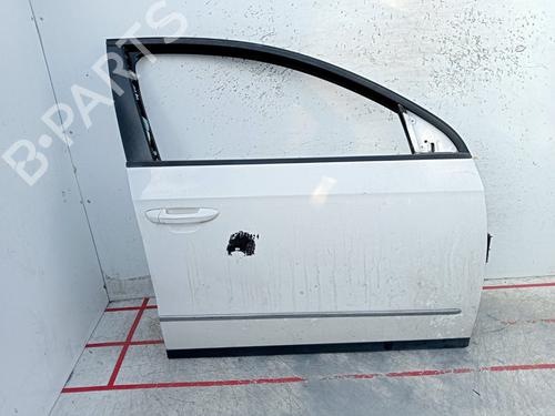 Used Right front door VW PASSAT B6 Variant (3C5) 1.9 TDI (105 hp) 27564300