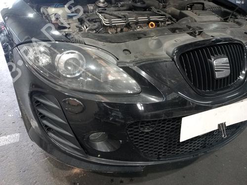 Right headlight SEAT LEON (1P1) | BP31946767C29