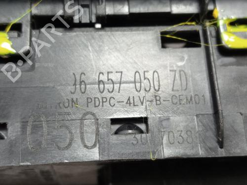 Left front window switch CITROËN C4 II (NC_) | BP29586052I27