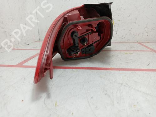 Right taillight PEUGEOT 206 Hatchback (2A/C) 1.9 D | BP30519184C35