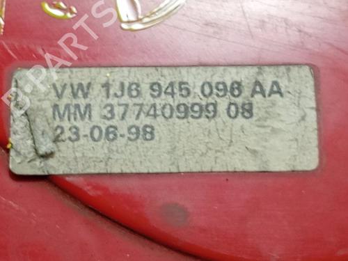 Right taillight VW GOLF IV (1J1) 1.6 16V | BP15951282C35 