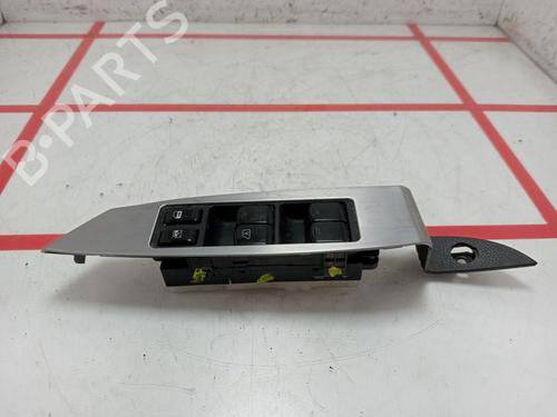 Used Left front window switch NISSAN MURANO I (Z50) [2002-2009]  28671223