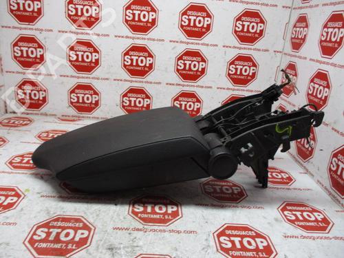 Armrest / Center console BMW 1 (E87) 118 d | BP7327988I20 