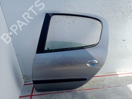 Used Left rear door PEUGEOT 206 Hatchback (2A/C) 1.4 LPG (75 hp) 24801739