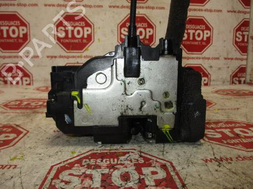 Front right lock NISSAN NV200 / EVALIA Bus 1.5 dCi 90 (M20, M20M) | BP9131328C97 