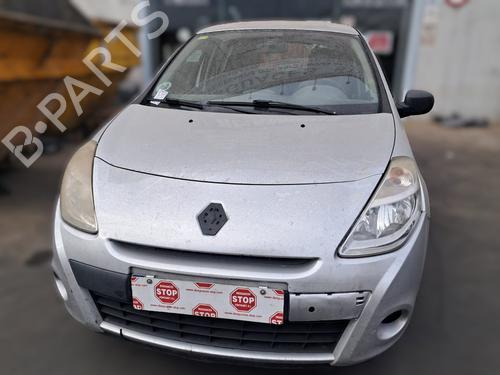 Brugte RENAULT CLIO III (BR0/1, CR0/1) 1.5 dCi (75 hp) 4361373