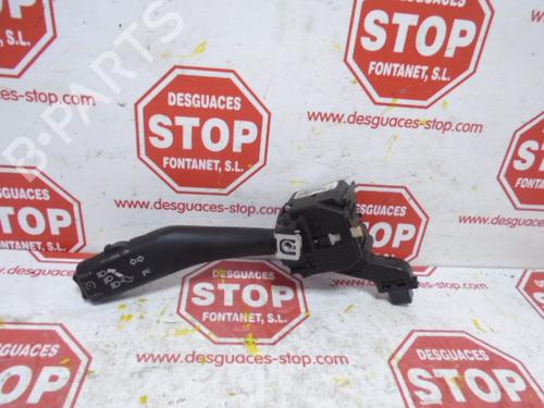Used Steering column stalk VW TOURAN (1T1, 1T2) 1.9 TDI (105 hp) 9201100