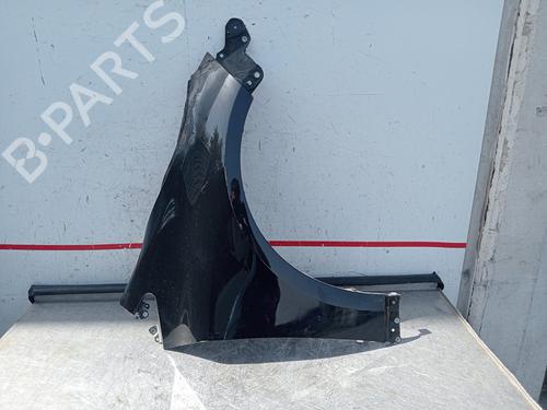right-front-fenders-toyota-corolla-estate-_e21_-2019-37235234 main image