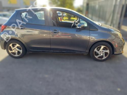 Used Front right lock Front right lock TOYOTA YARIS (_P13_) 1.5 Hybrid (NHP130_, NHP130) (101 hp) 32866331 32866331