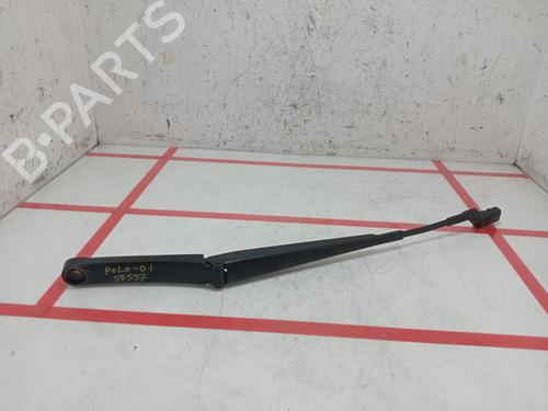 Used Front windshield wiper arm VW POLO V (6R1, 6C1) 1.0 TSI (95 hp) 27210046
