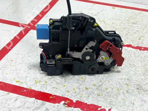 Used Rear right lock VW GOLF PLUS V (5M1, 521) [2004-2013]  19944187