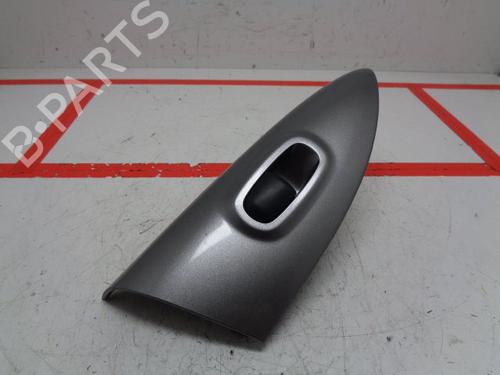 Used Right front window switch NISSAN JUKE (F15) 1.5 dCi (110 hp) 9445663