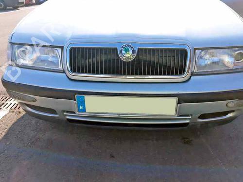 Right headlight SKODA OCTAVIA I (1U2) 1.9 TDI | BP7321583C29