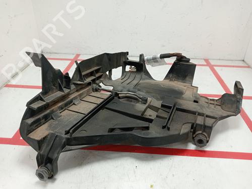 Used Left headlight support VW TOUAREG (7LA, 7L6, 7L7) 5.0 V10 TDI (313 hp) 33042769