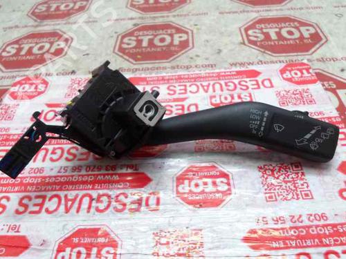 Used Steering column stalk VW GOLF V (1K1) [2003-2010]  7394304
