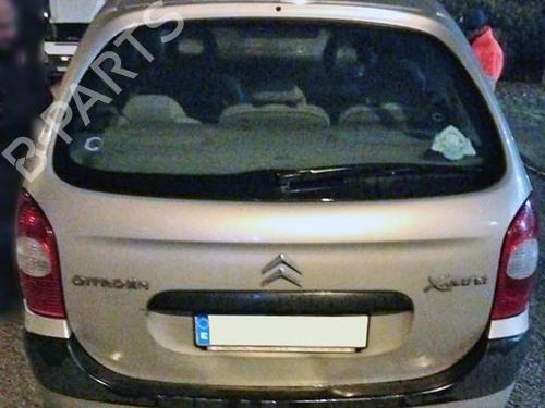 Right headlight CITROËN XSARA PICASSO (N68) 2.0 HDi | BP15930737C29 