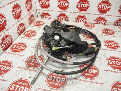 Used Gear lever FORD FOCUS III 1.0 EcoBoost (100 hp) 7417379
