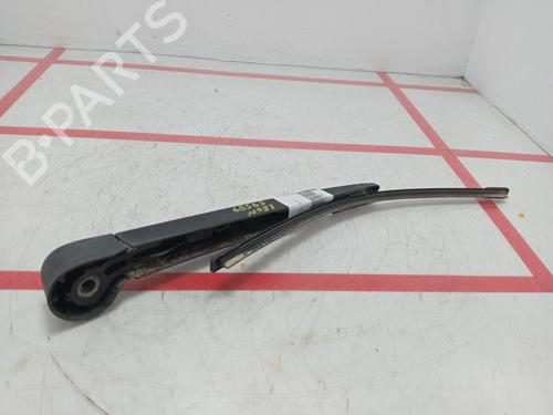 rear-windshield-wiper-arm-seat-leon-5f1-2012-2013-2014-2015-2016-2017-2018-2019-2020-2021-33994419 main image