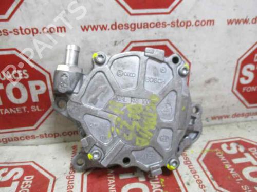 Used Vacuum pump SKODA OCTAVIA II (1Z3) 1.6 TDI (105 hp) 7393388