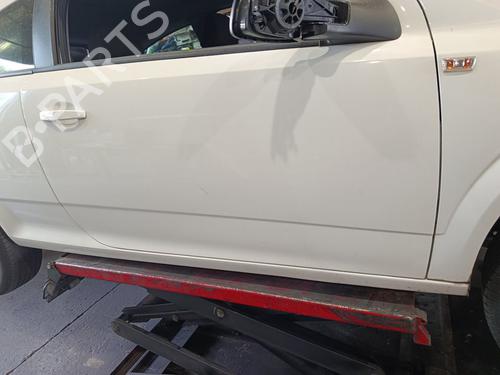 Used Right front door Right front door 37641882 37641882