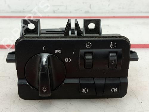 Used Headlight switch BMW 3 (E46) 320 d (136 hp) 15950338