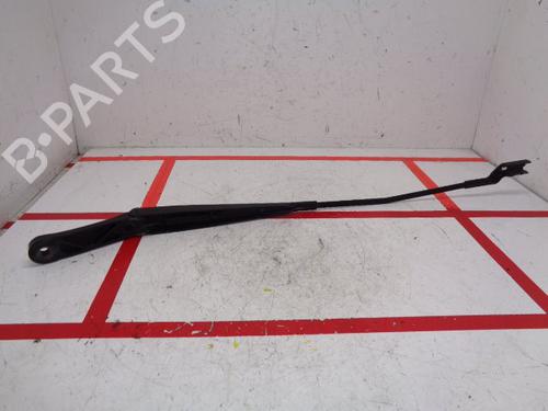 Used Front windshield wiper arm VW POLO V (6R1, 6C1) 1.6 (90 hp) 15934926