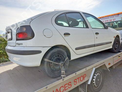 Left front indicator RENAULT MEGANE I (BA0/1_) 2.0 i (BA0G) | BP15923042C32 